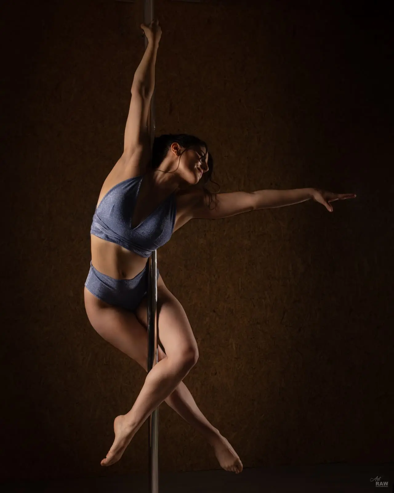 Africa, professeure de pole dance chez Pole Dance Studio